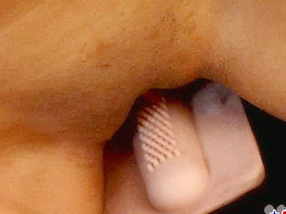 Fucking Veronica's tight pussy with a stunning toy in solo Tokyo session.