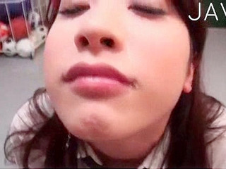 Nippon teen fucks XXL beef bat